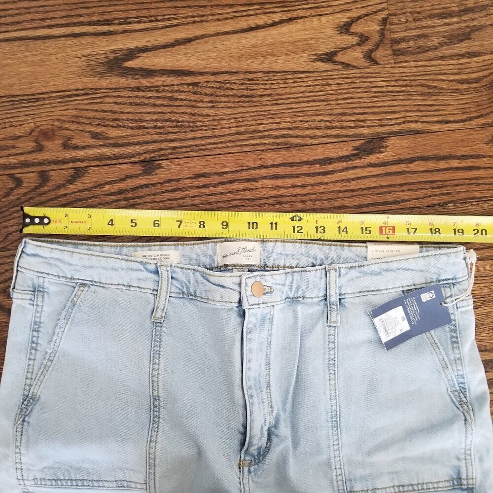 NWT Universal Threads High Rise Slim Straight Light Wash Stretch Jeans Size 18 - Picture 6 of 8